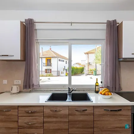 My Dalmatia - Blagdan With Private Parking Apartmán *