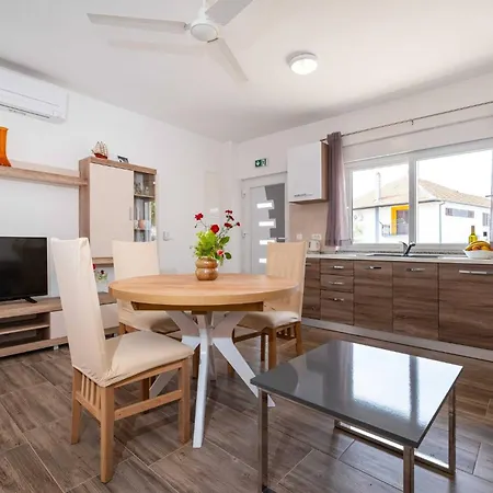 Apartment My Dalmatia - Blagdan With Private Parking *