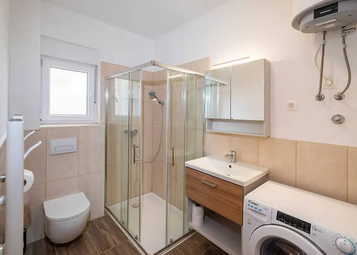 My Dalmatia - Blagdan With Private Parking Appartement Zadar